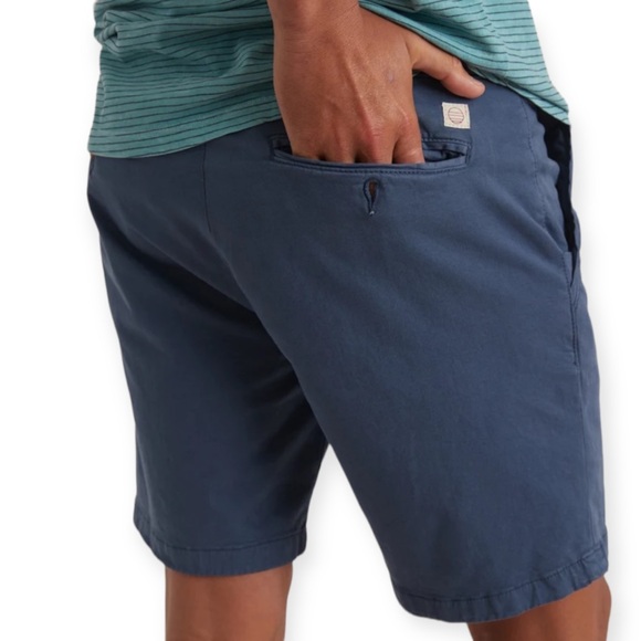 MARINE LAYER | 7" Stretch Twill Chino Short in China Blue - Picture 2 of 7